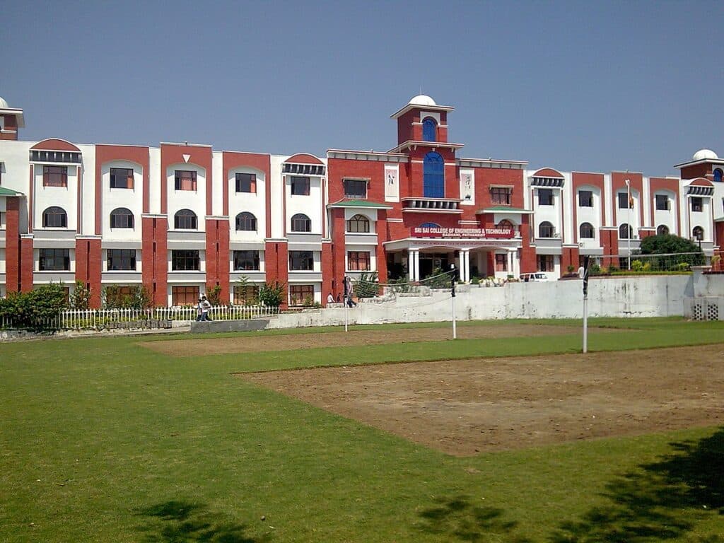 Sai Pharmacy College-gallery-image-2
