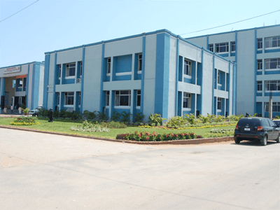 Vinayaka Missions Kirupananda Variyar Medical College-image