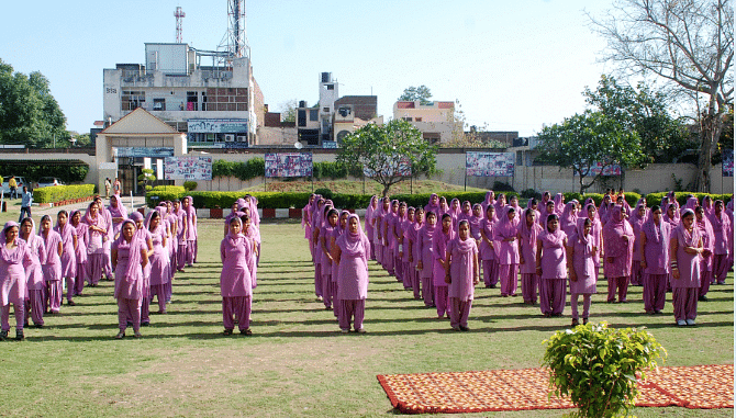 SNS College of Education for Women-gallery-image-4