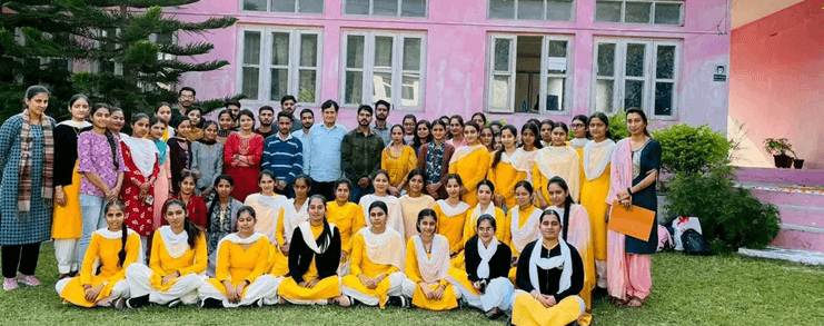 Gayatri College of Education-logo