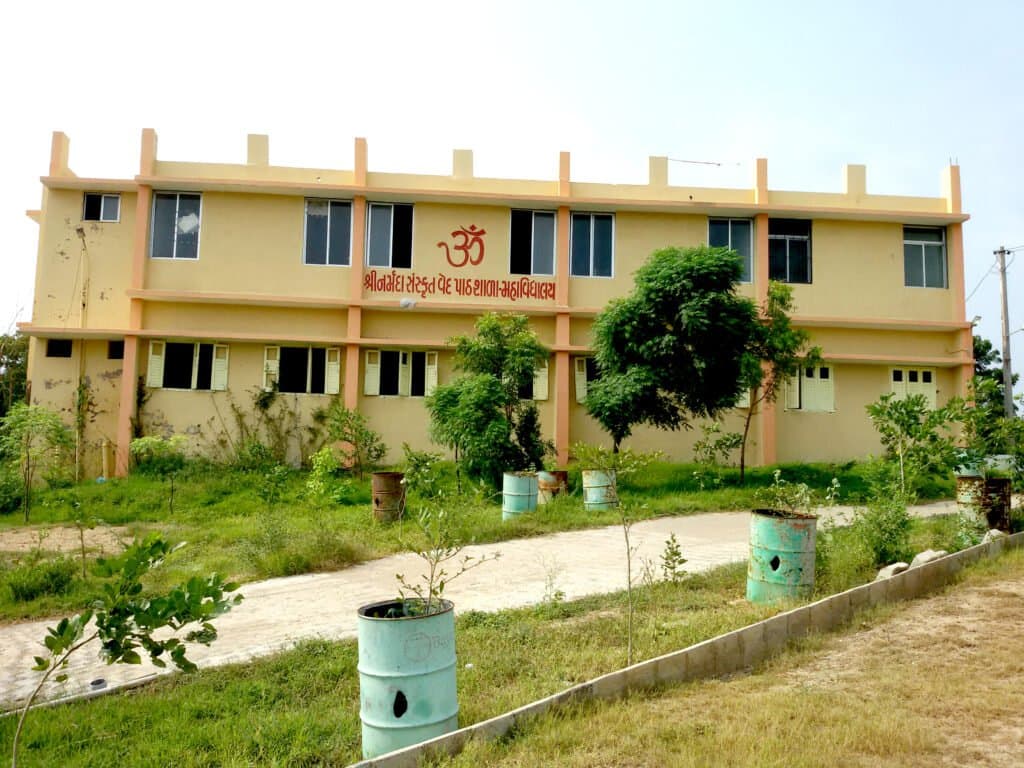 Shree Narmada Sanskrit Ved Pathshala-gallery-image-2