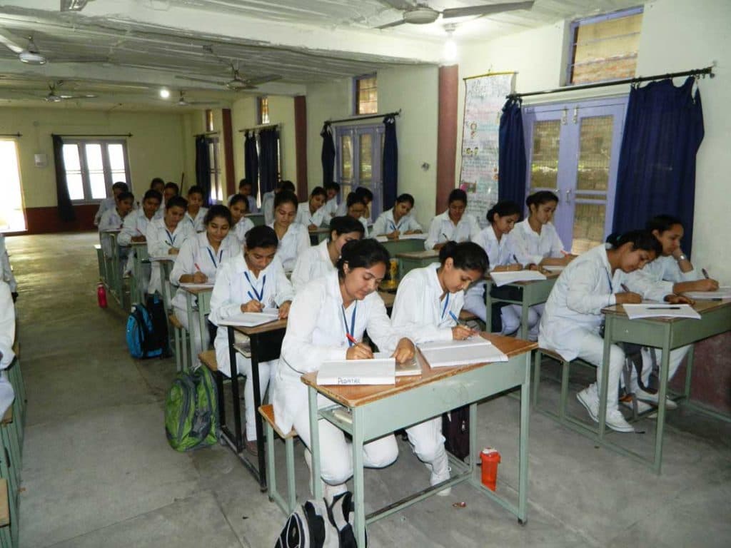 Kamakshi Institute of Nursing-gallery-image-1