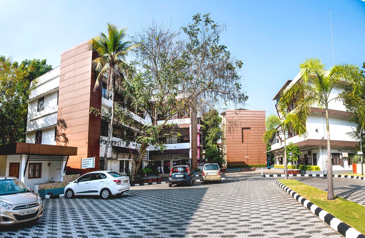 Chinmaya College-gallery-image-1