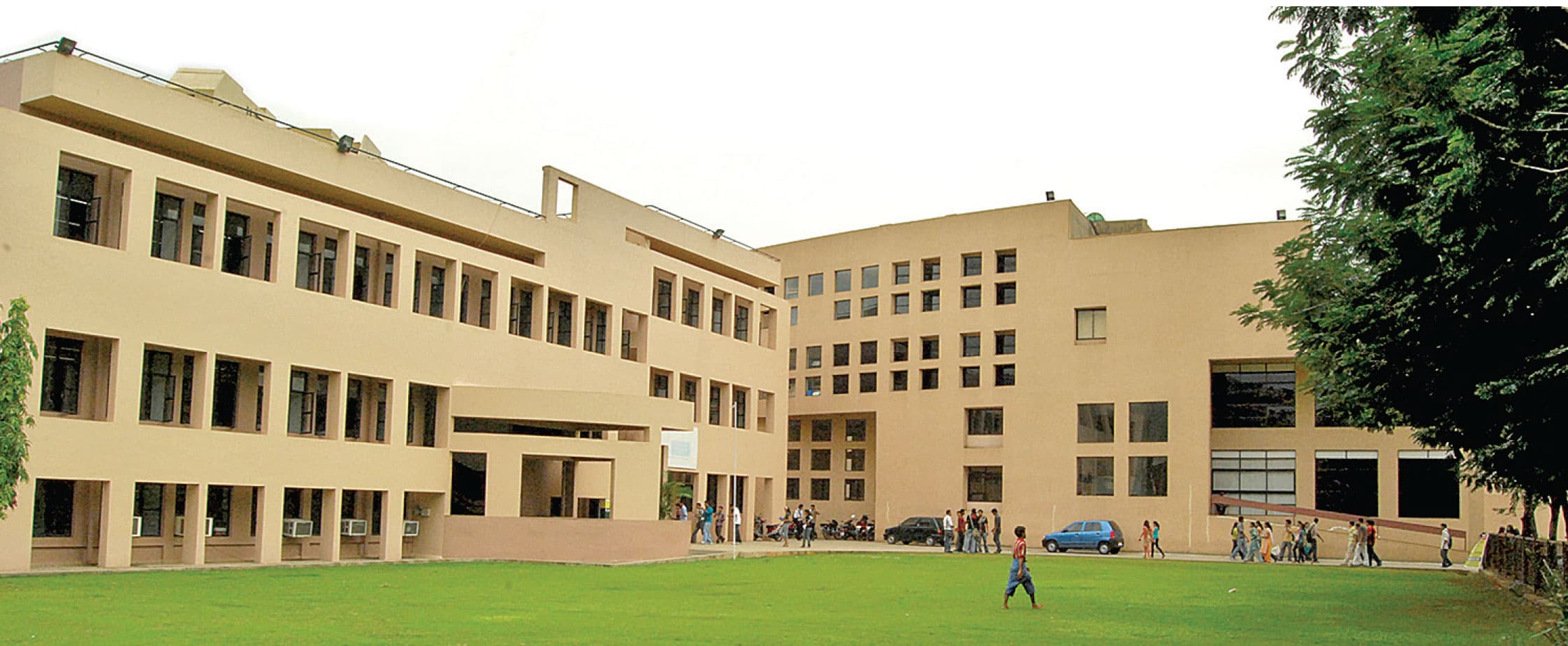 Ram Janki Mahavidyalaya-image