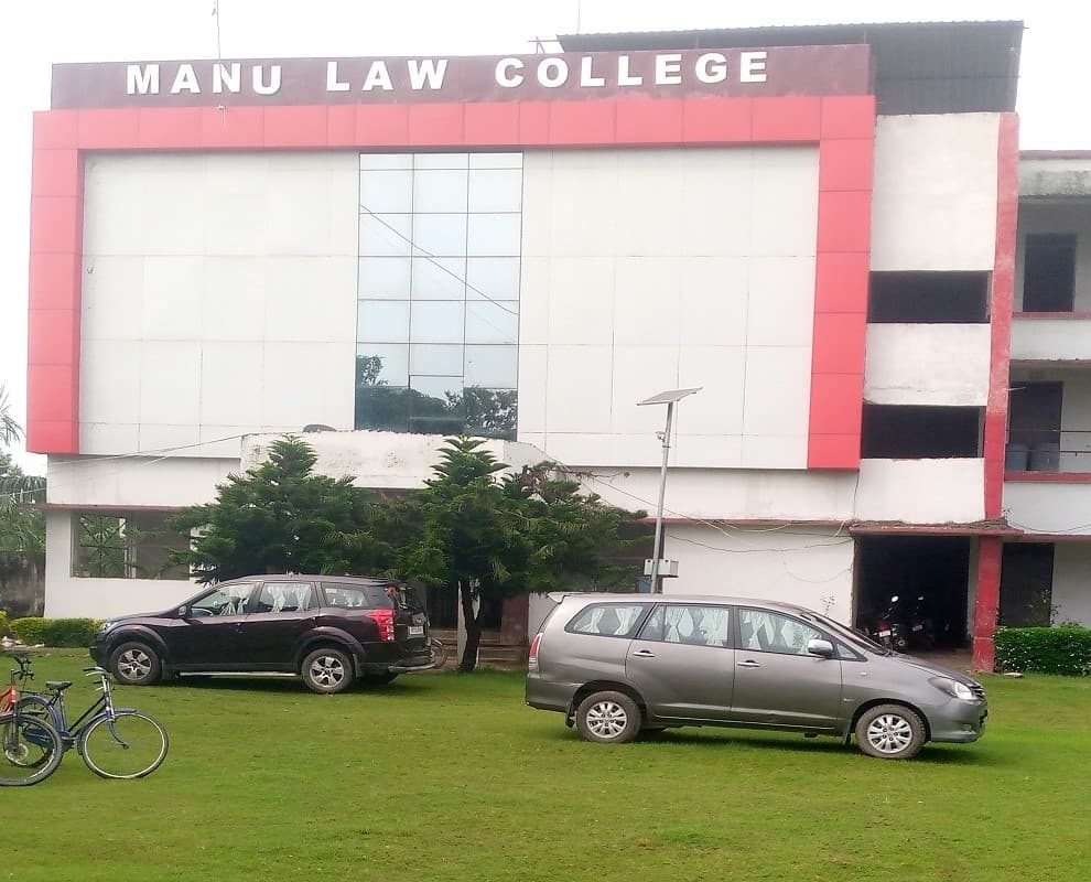 Manu Law College-gallery-image-0