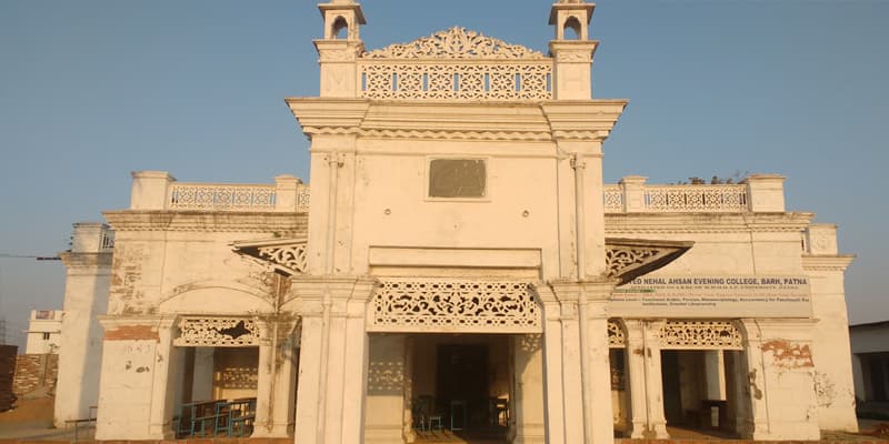 SNA Evening College-gallery-image-1