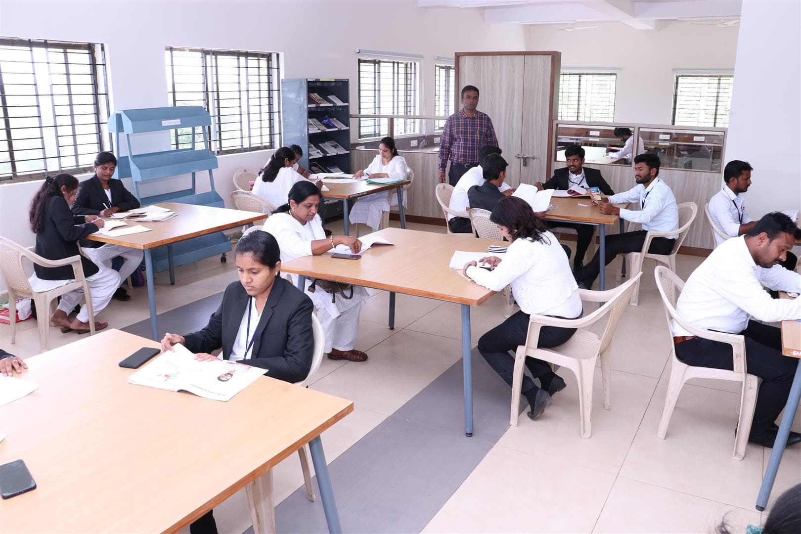 S.A. Manvi Law College-image