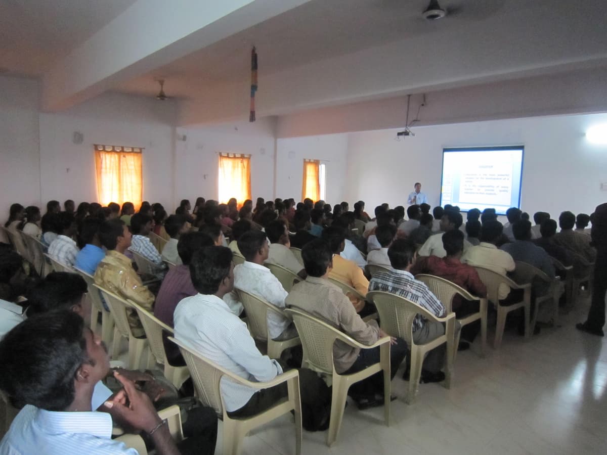 Crescent College of Education-gallery-image-2