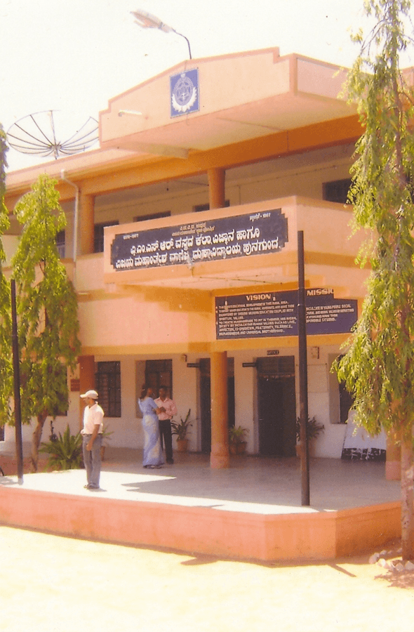 VMSRV College-gallery-image-3