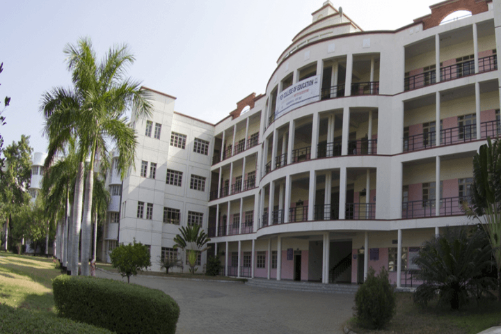 PGP College of Education-image