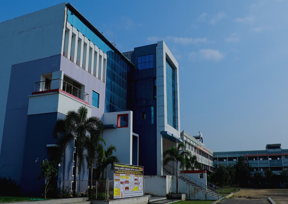 Sir Isaac Newton College of Engineering and Technology-gallery-image-3