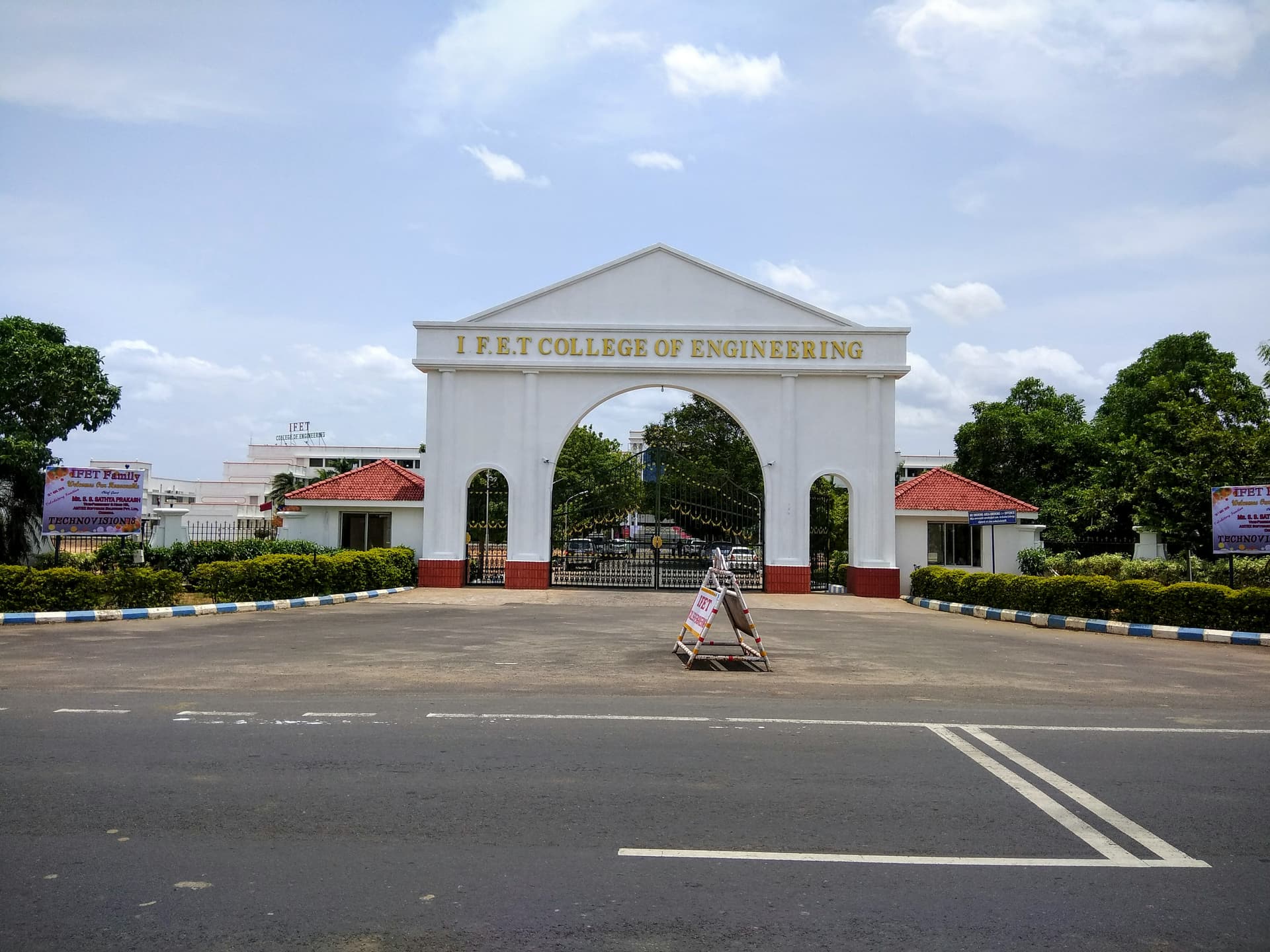 IFET College of Engineering-image