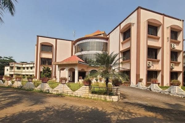 Christian College of Engineering and Technology Bhilai-image