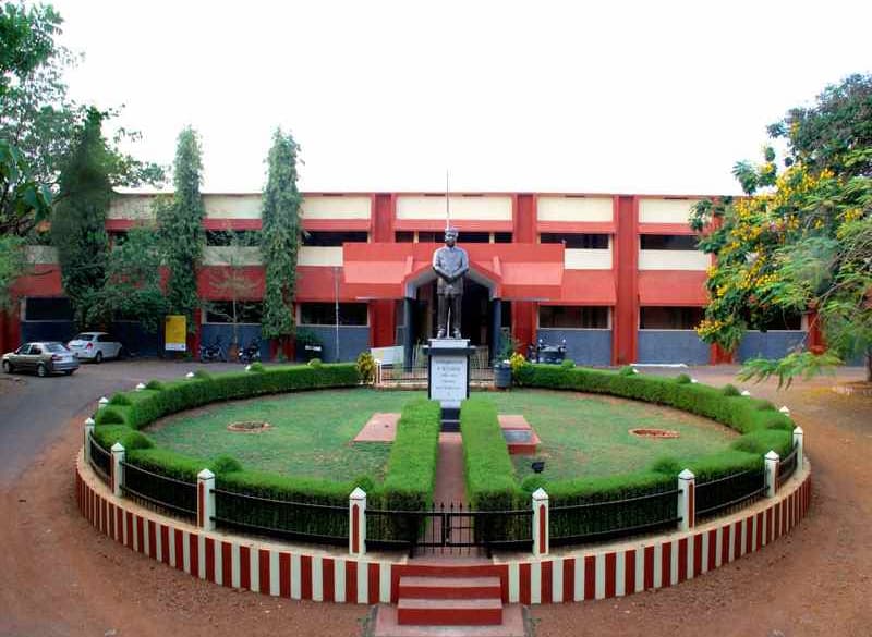 Vaidyaratnam P.S. Varier Ayurveda College-image