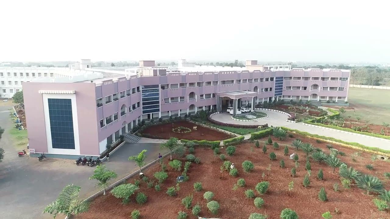 Universal College of Engineering & Technology-image