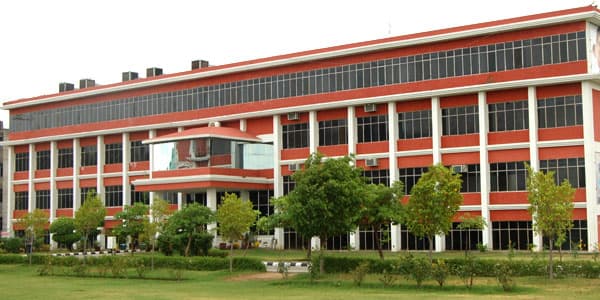 Baba Farid College of Management and Technology-gallery-image-0