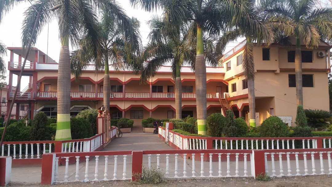 LBS Arts & Commerce College-image