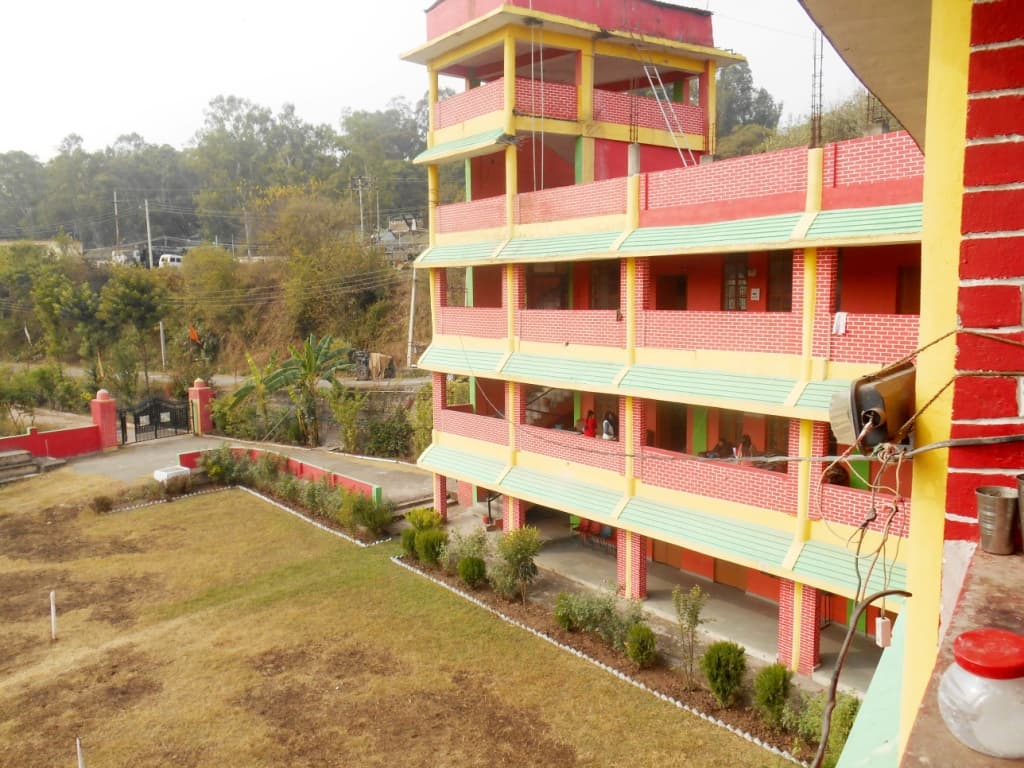 Swami Vishwatamanand Saraswati Degree College-image