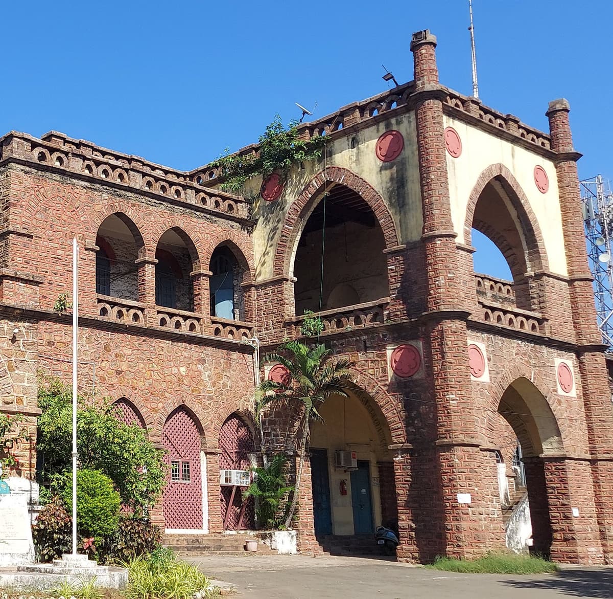 AVN College-gallery-image-4