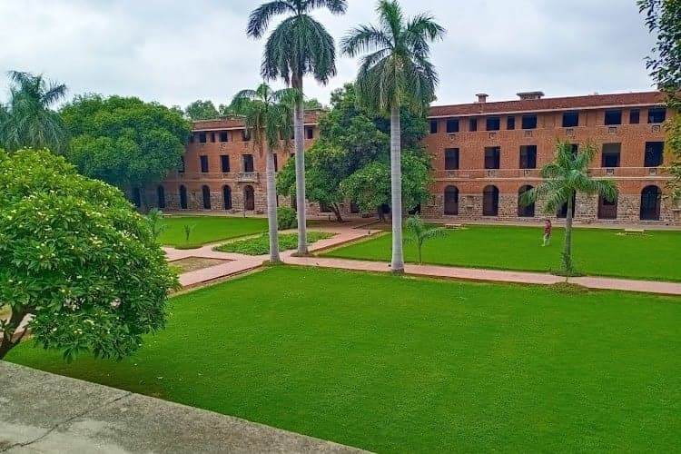 Miranda House-gallery-image-1