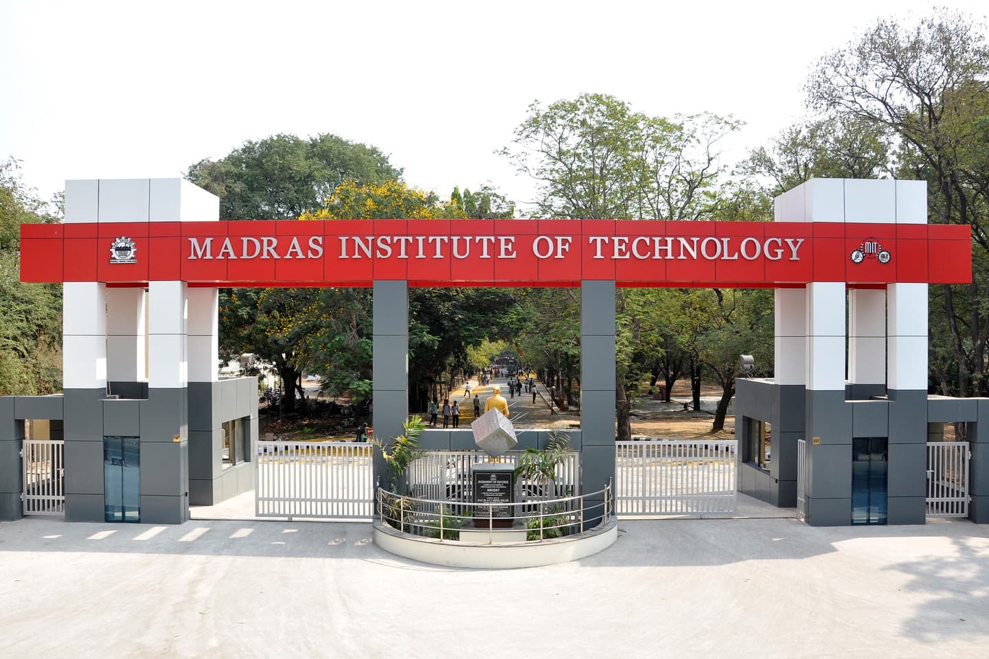 Madras Institute of Technology-image