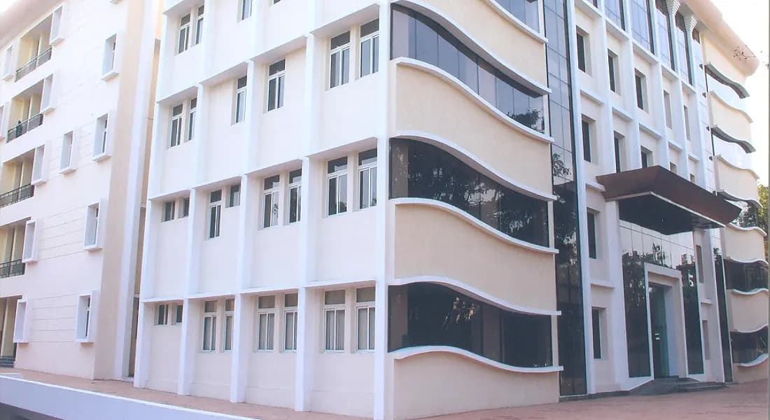 Sarojini Naidu Vanita Pharmacy Maha Vidyalaya-image