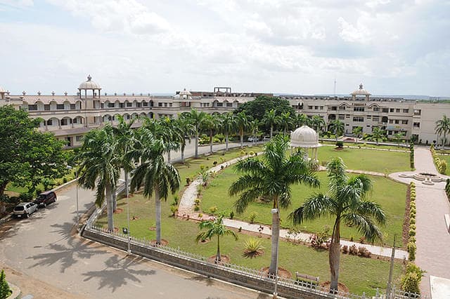 Rajeev Gandhi Memorial College of Engineering and Technology Nandyal-image