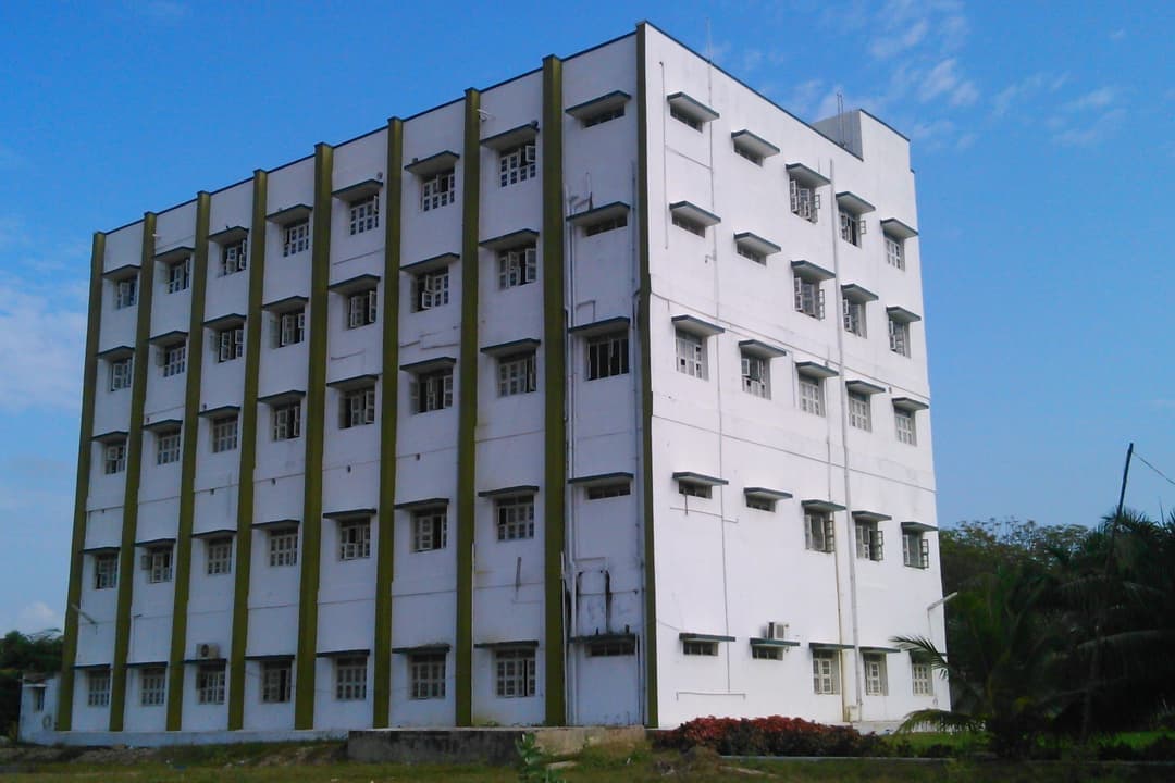 Narayana Pharmacy College-image