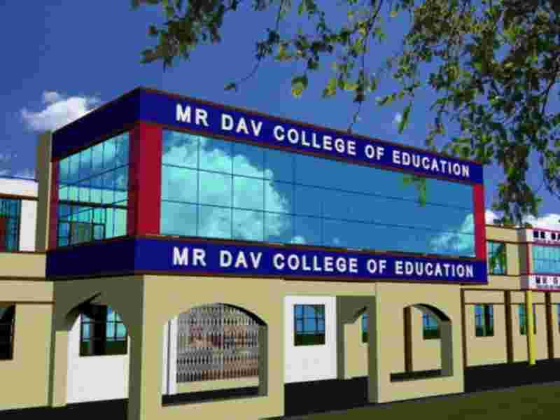 MR DAV College of Education-image