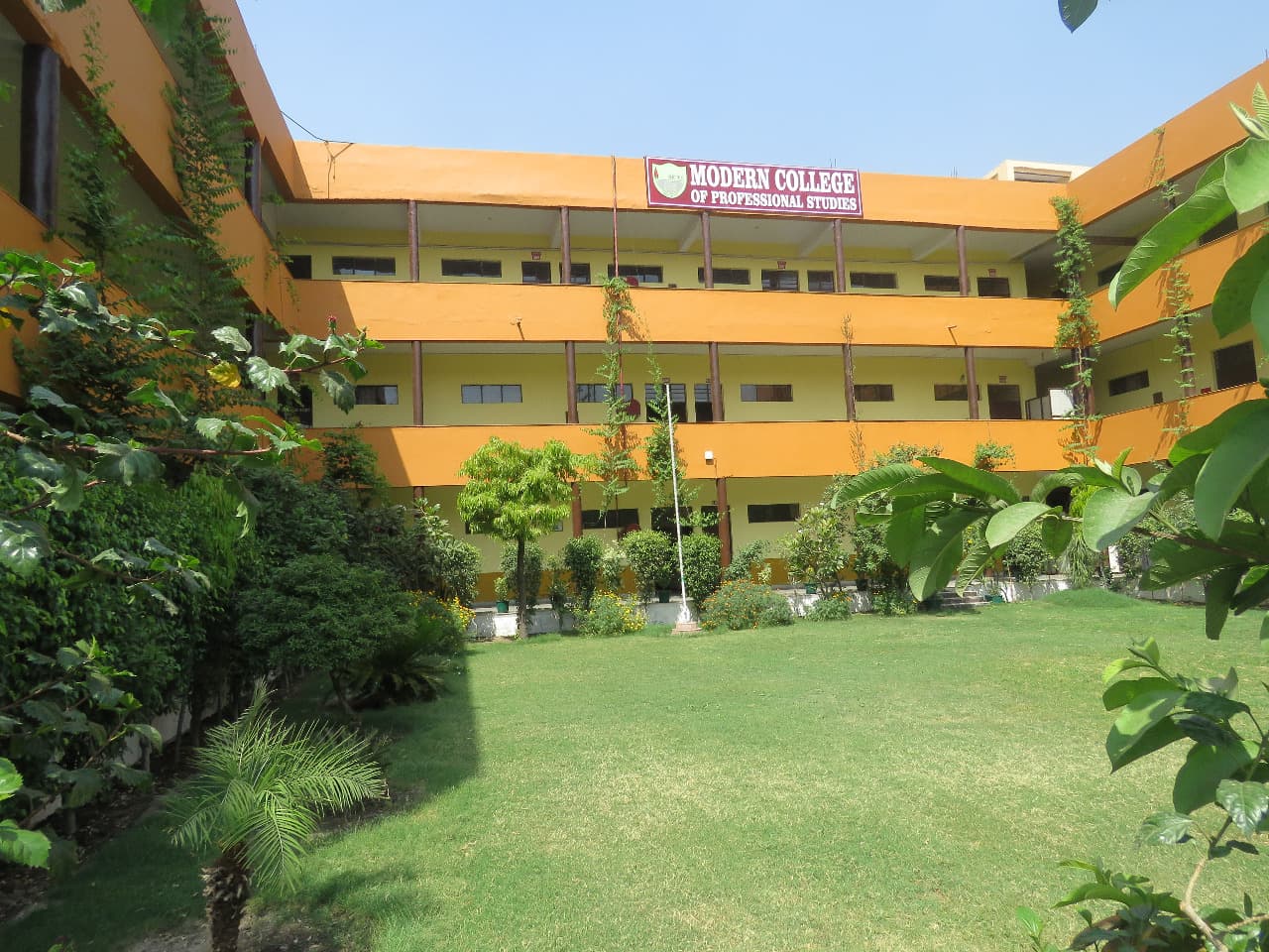 Modern College of Law-image