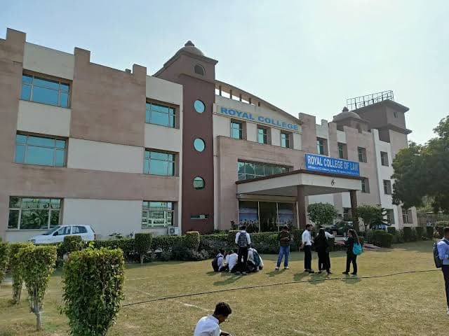 Royal College of Law-image