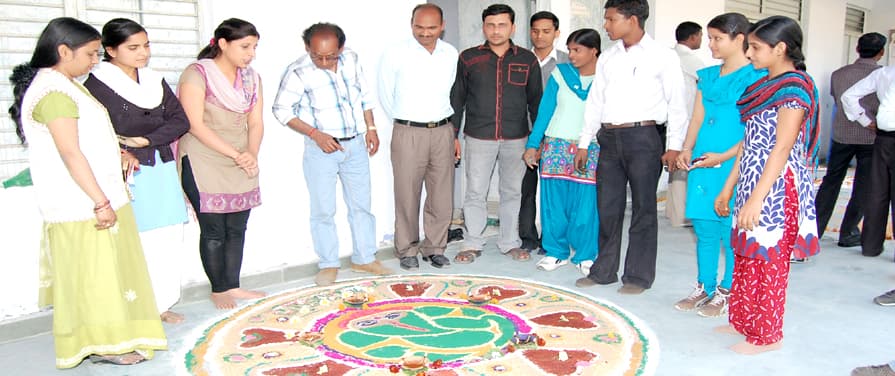 Shri Krishna Mahavidyalaya-image