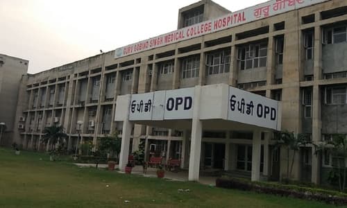 Guru Gobind Singh Medical College & Hospital-image