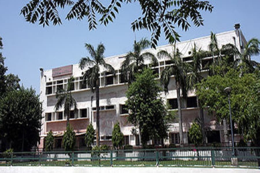 Delhi College of Arts and Commerce-image