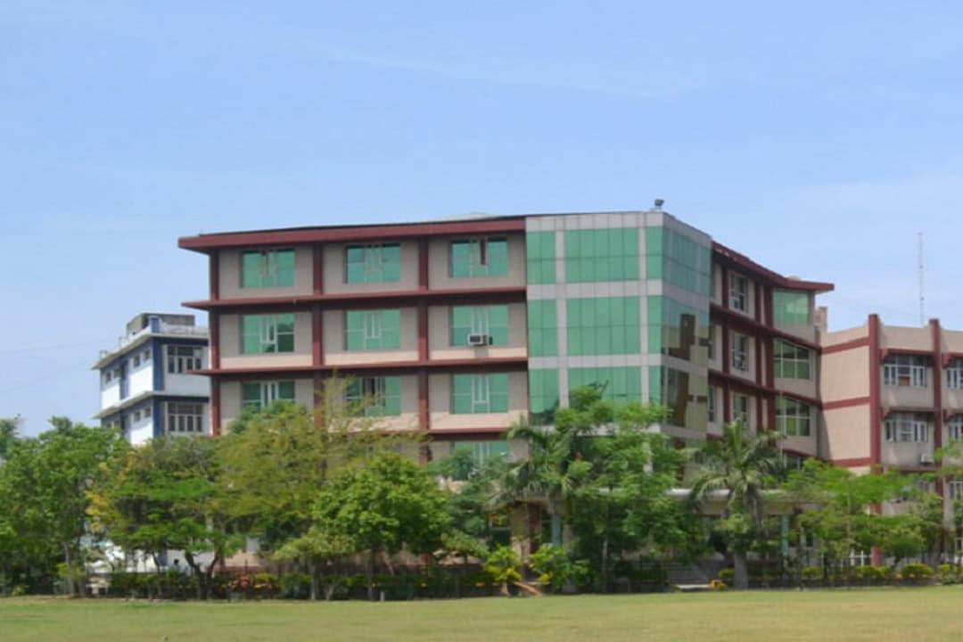 Doon Valley Institute of Pharmacy and Medicine-gallery-image-3