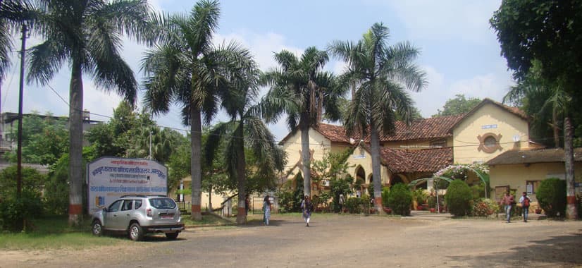 Navyug Arts and Commerce College-image