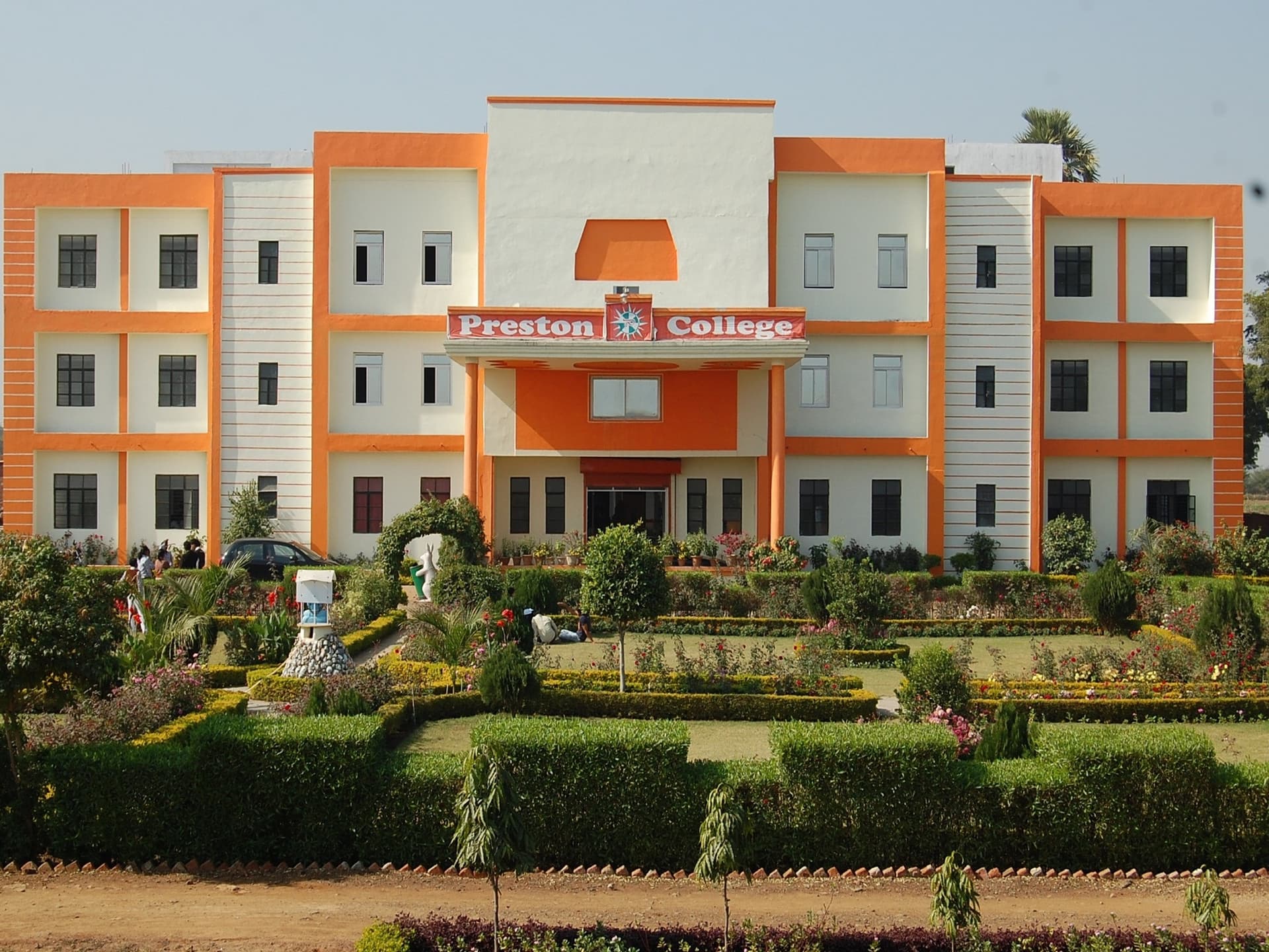 Preston College Gwalior-image