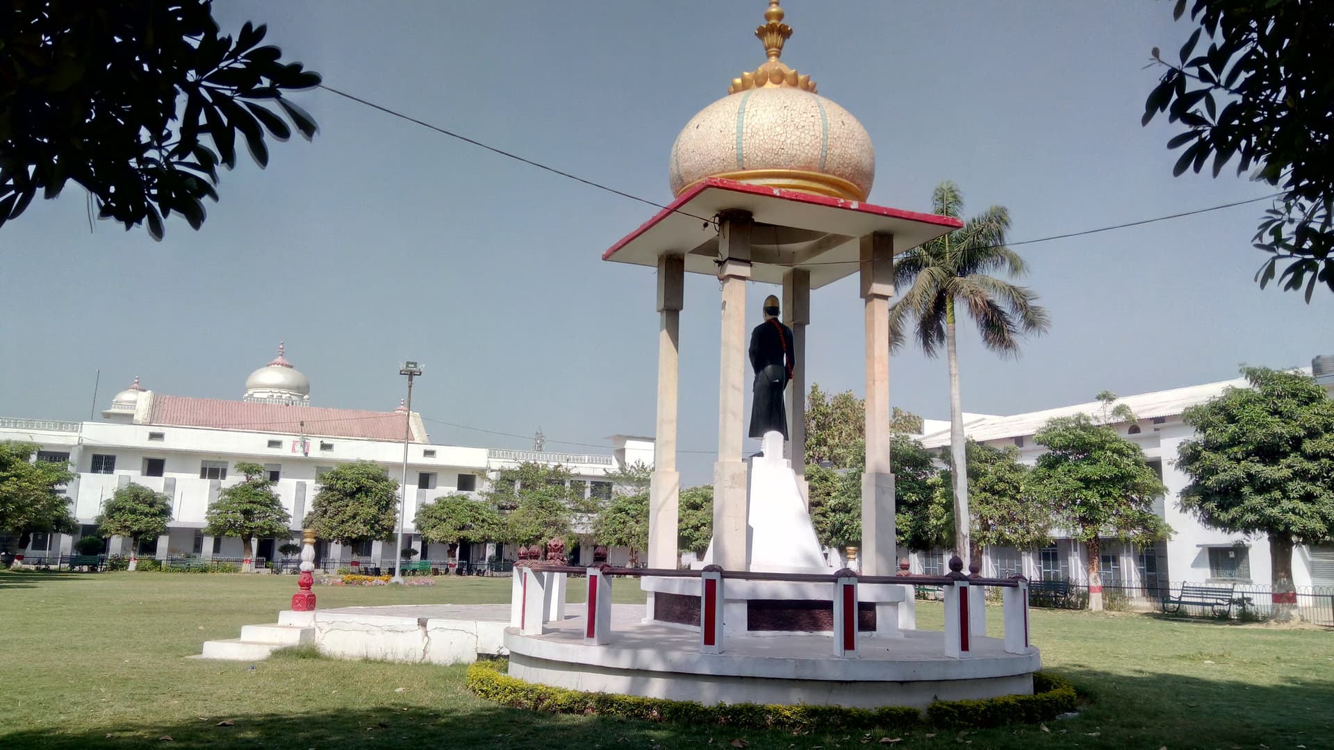 Chaudhary Mahadeo Prasad Degree College-image