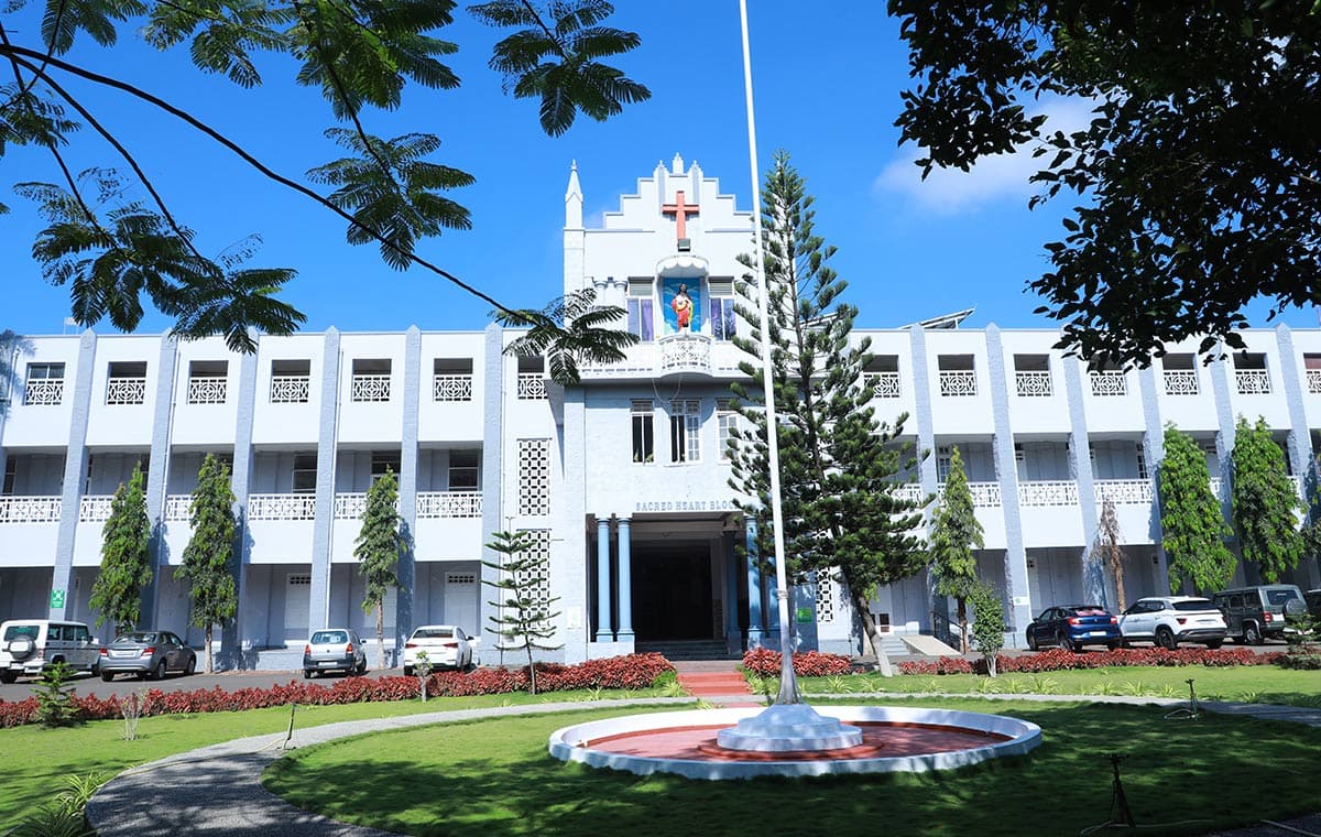 Nirmala College-image
