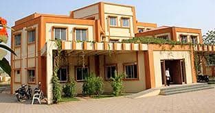 Tolani Motwane Institute of Law-image