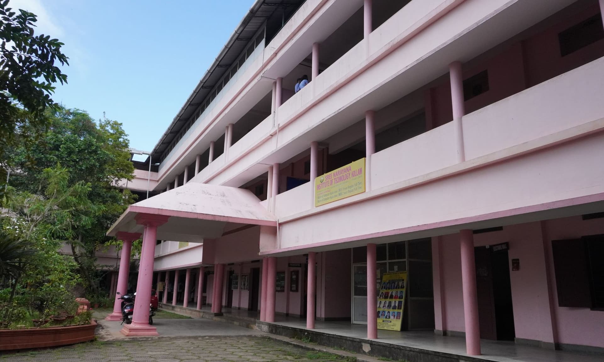 Sree Narayana Institute of Technology-image