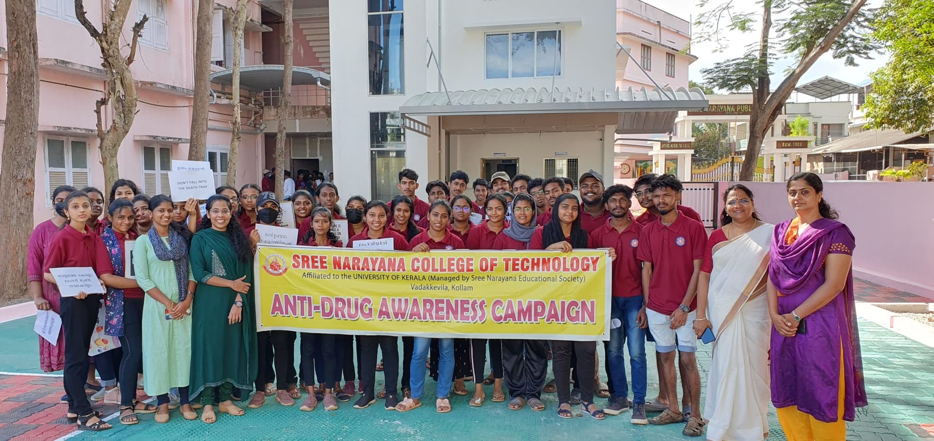 Sree Narayana College of Technology-image