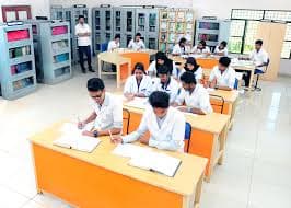 Rajiv Gandhi Institute of Pharmacy-image