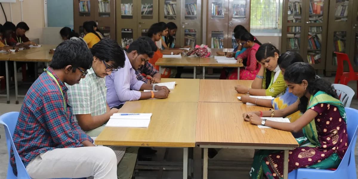 KMM College-gallery-image-1