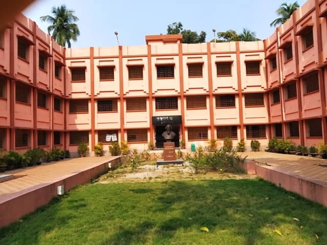 Chandannagar College-image