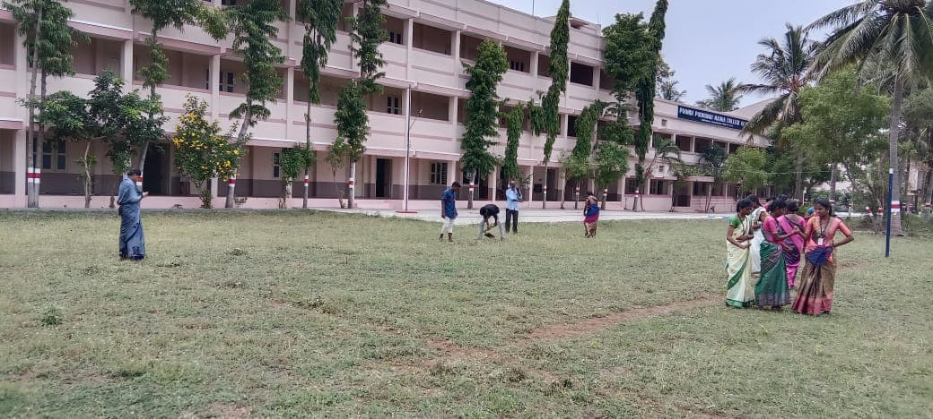 Poondi Pudhumai Madha College of Education-gallery-image-0