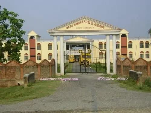 Rajiv Gandhi College Of Pharmacy-image