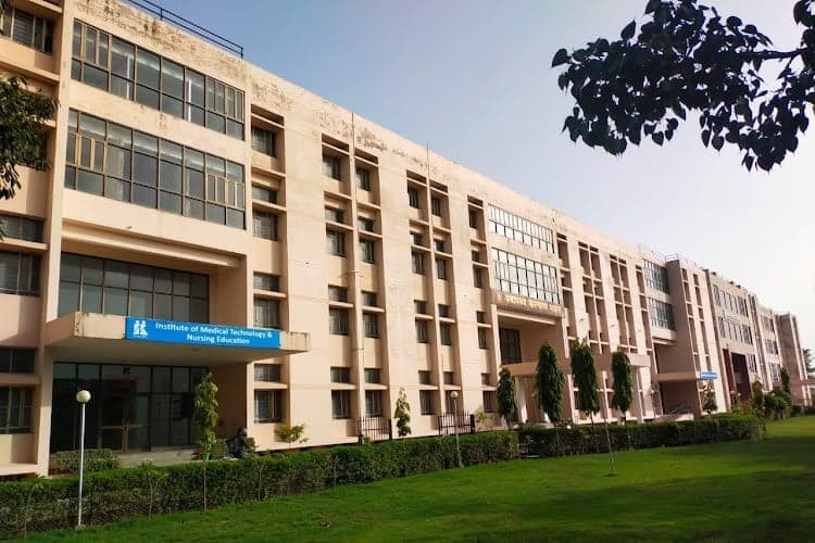 Medical & Technology Institute of Nursing-gallery-image-2