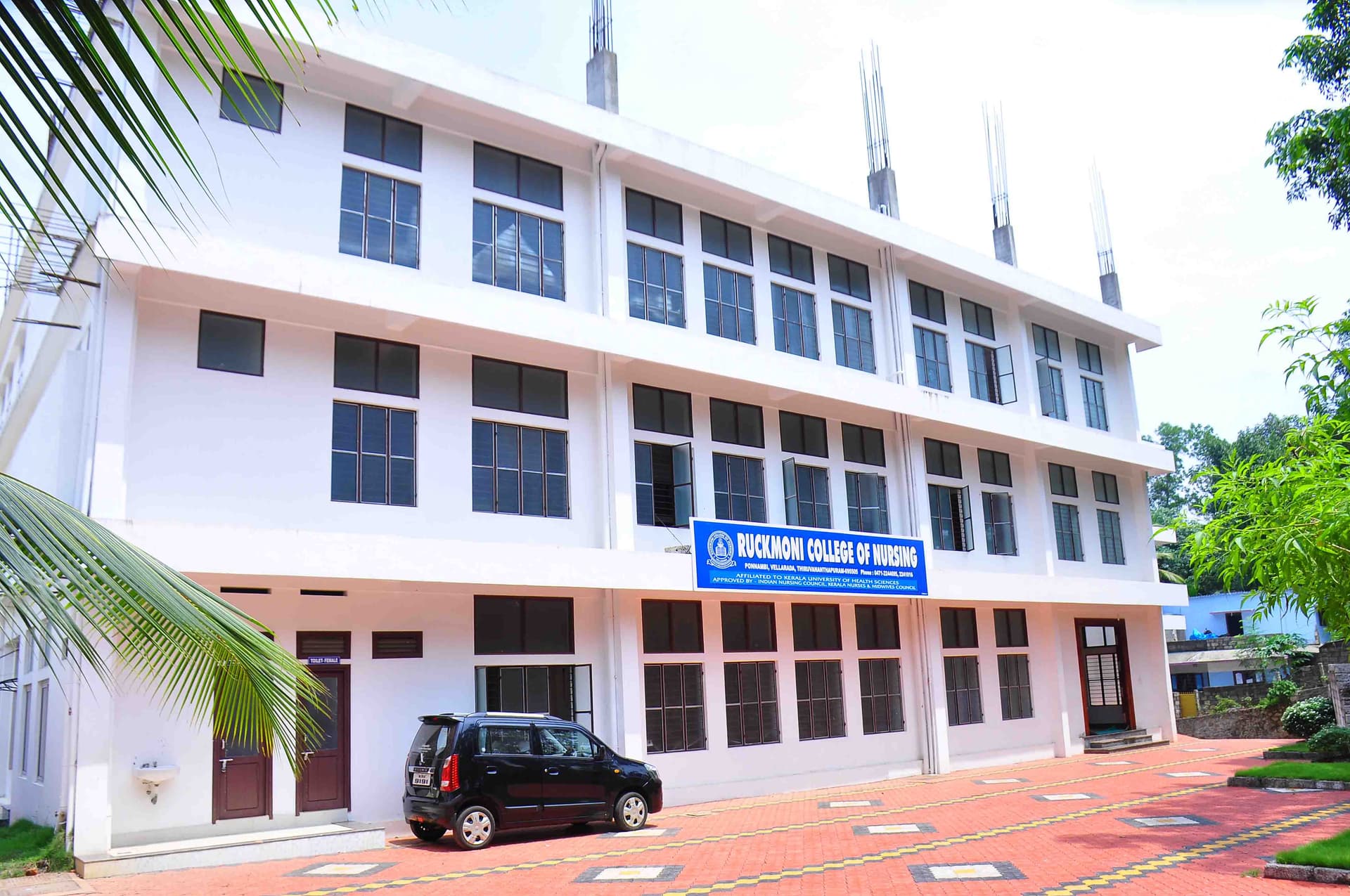 Ruckmoni College of Nursing-image