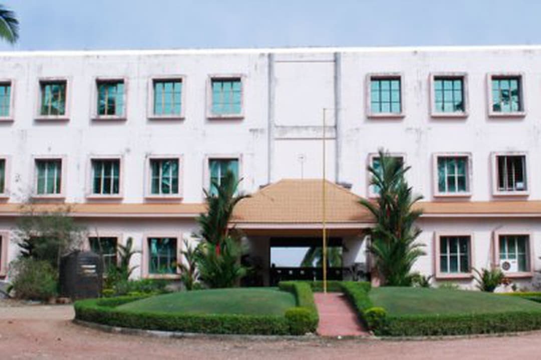 Dale View College of Pharmacy-gallery-image-2